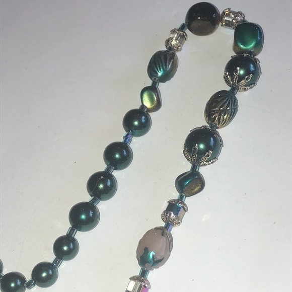 Vintage Green Iridescent Carved Plastic Beaded Boho Necklace - Picture 3 of 8